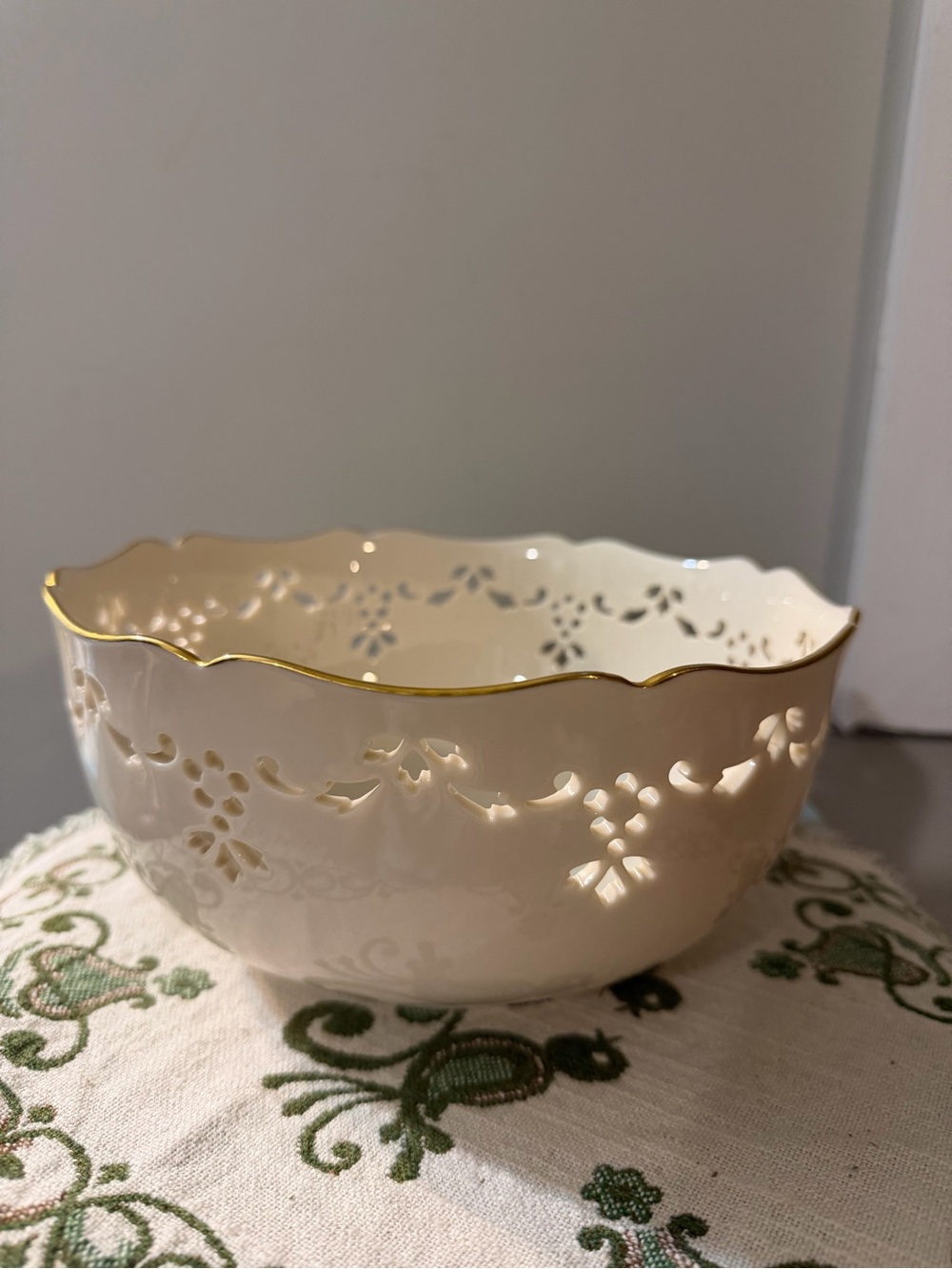 Lenox White and Gold Pierced Porcelain Bowl with Holly and Berry Cutouts